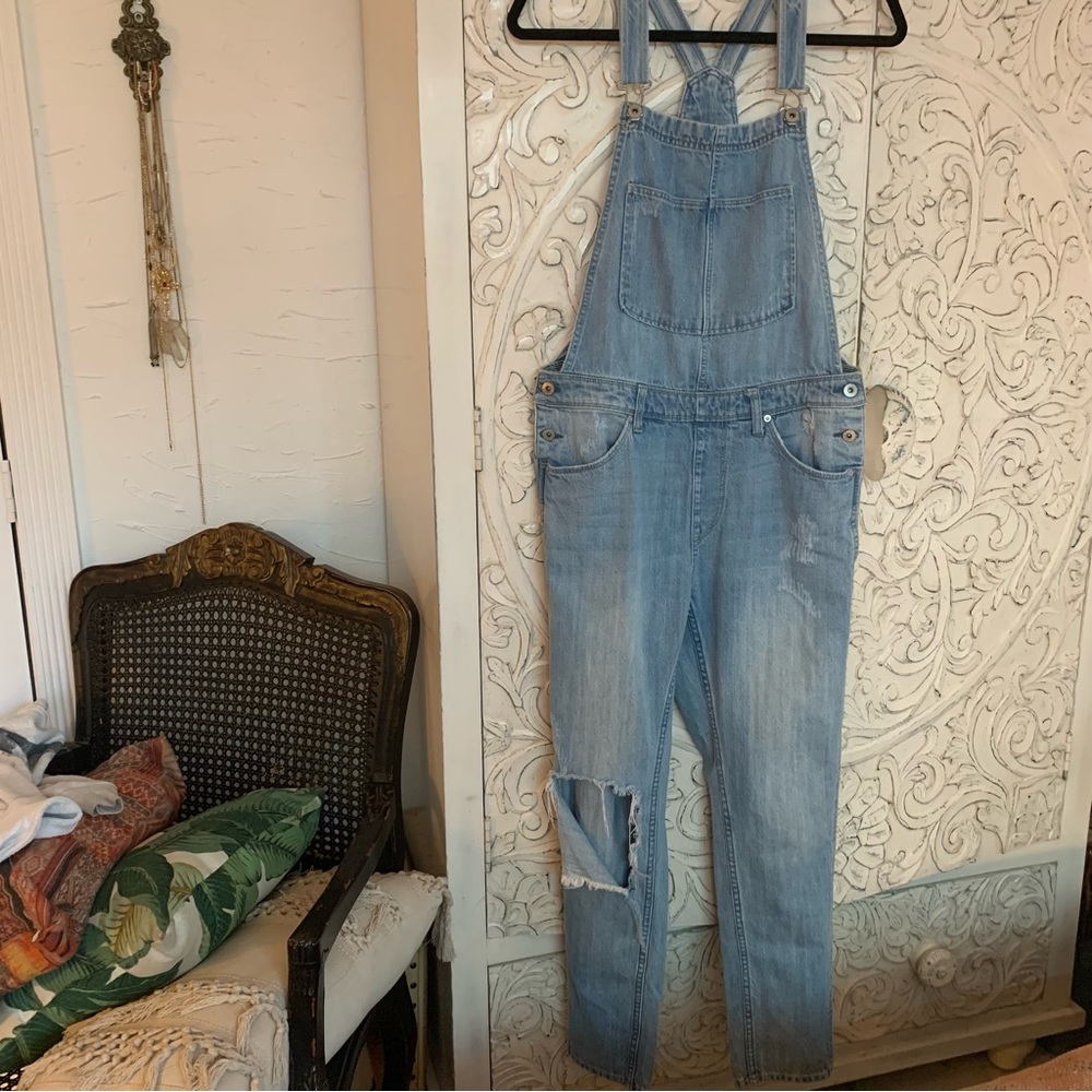 SALE EUC &Denim distressed light wash overalls